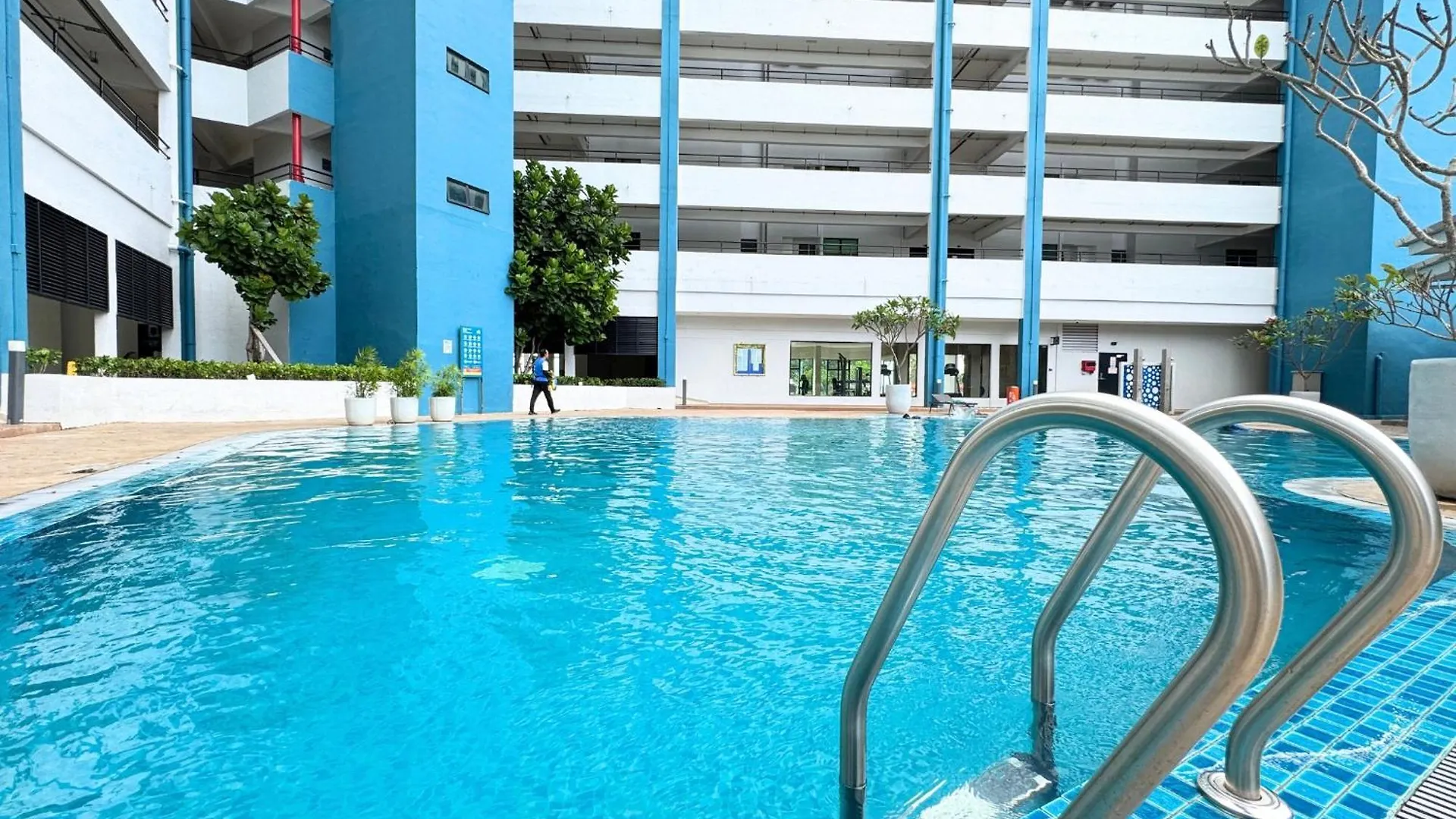 Tanjung Kling Melaka Mutiara Beach Resort Sea View 6Pax