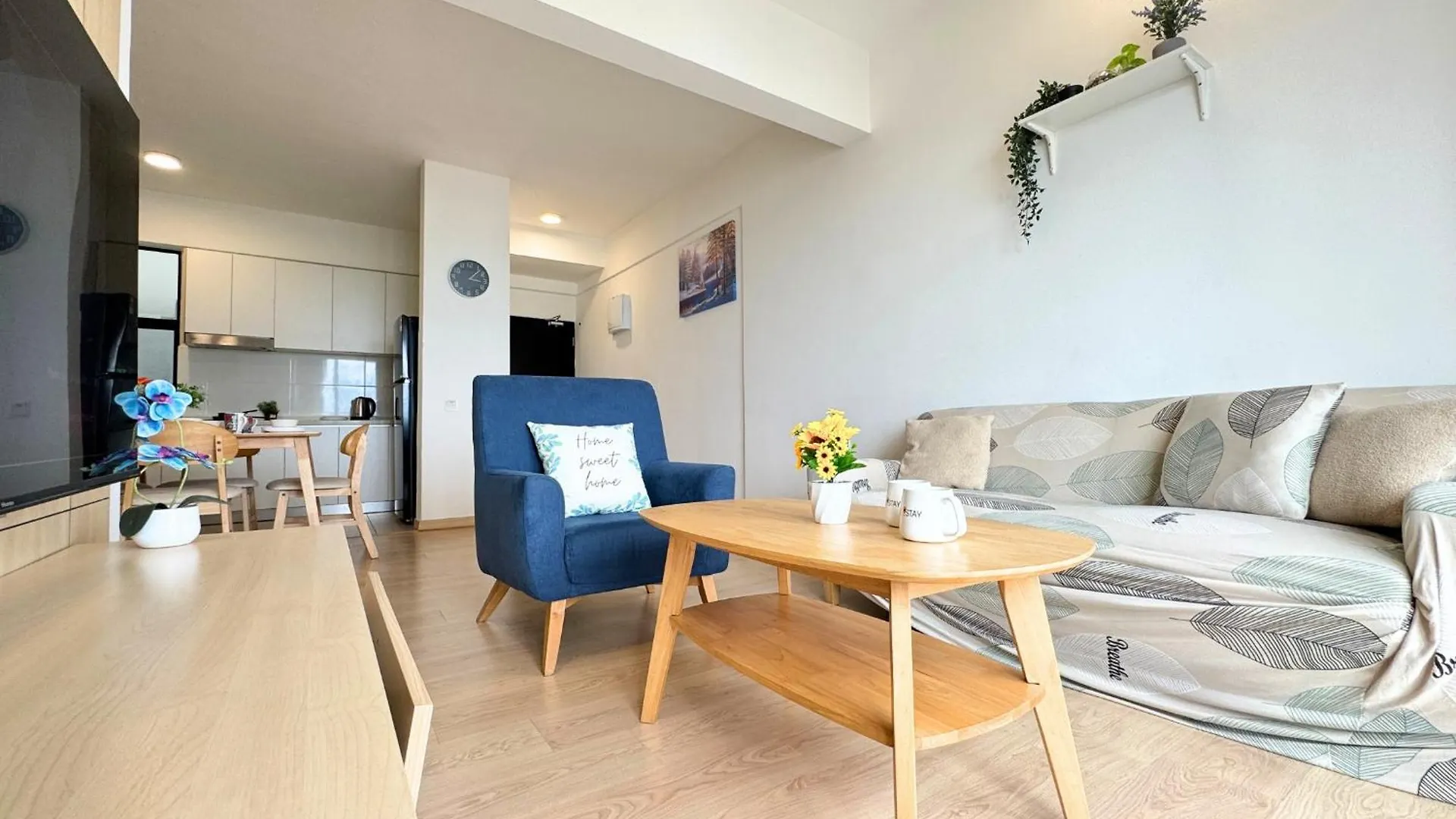 Tanjung Kling Melaka Mutiara Beach Resort Sea View 6Pax