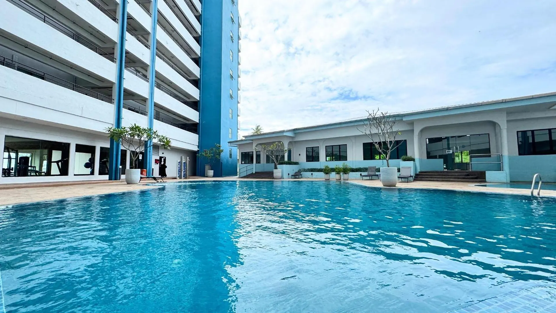 Tanjung Kling Melaka Mutiara Beach Resort Sea View 6Pax 0*,